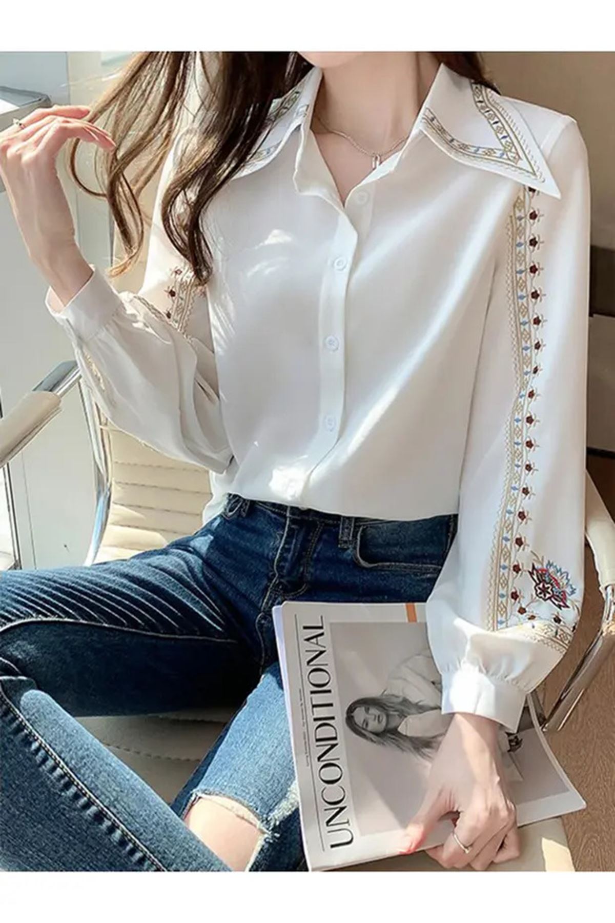  Yaka ve Kol Nakışlı Oversize Gömlek 
